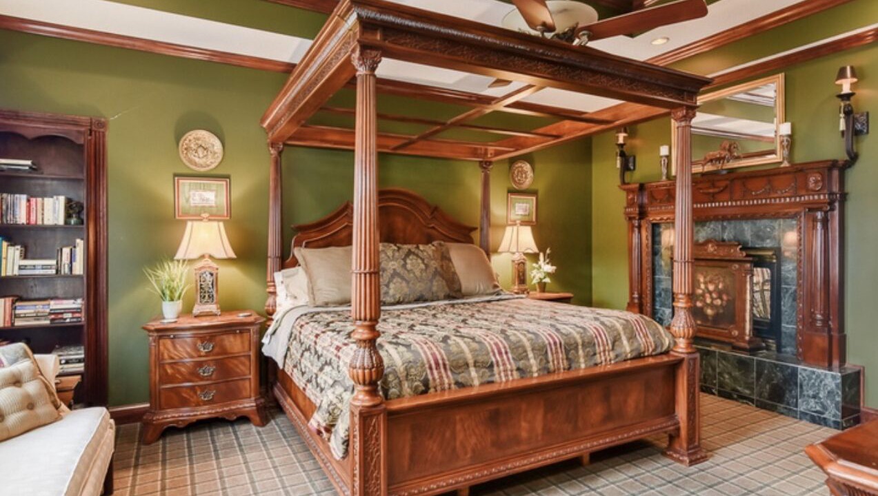 Photo of Bedroom in Manteo