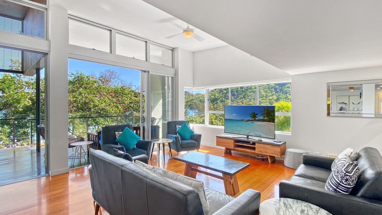 Photo of Livingroom in Horseshoe Bay