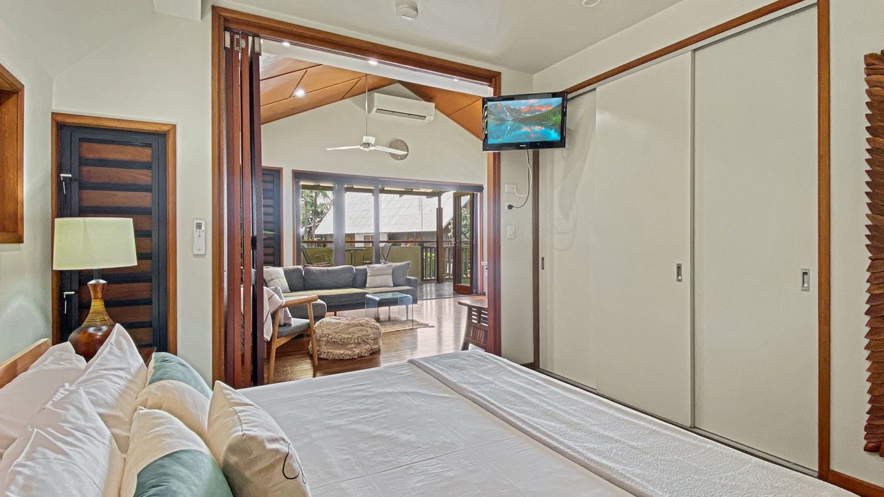 Photo of Bedroom in Nelly Bay