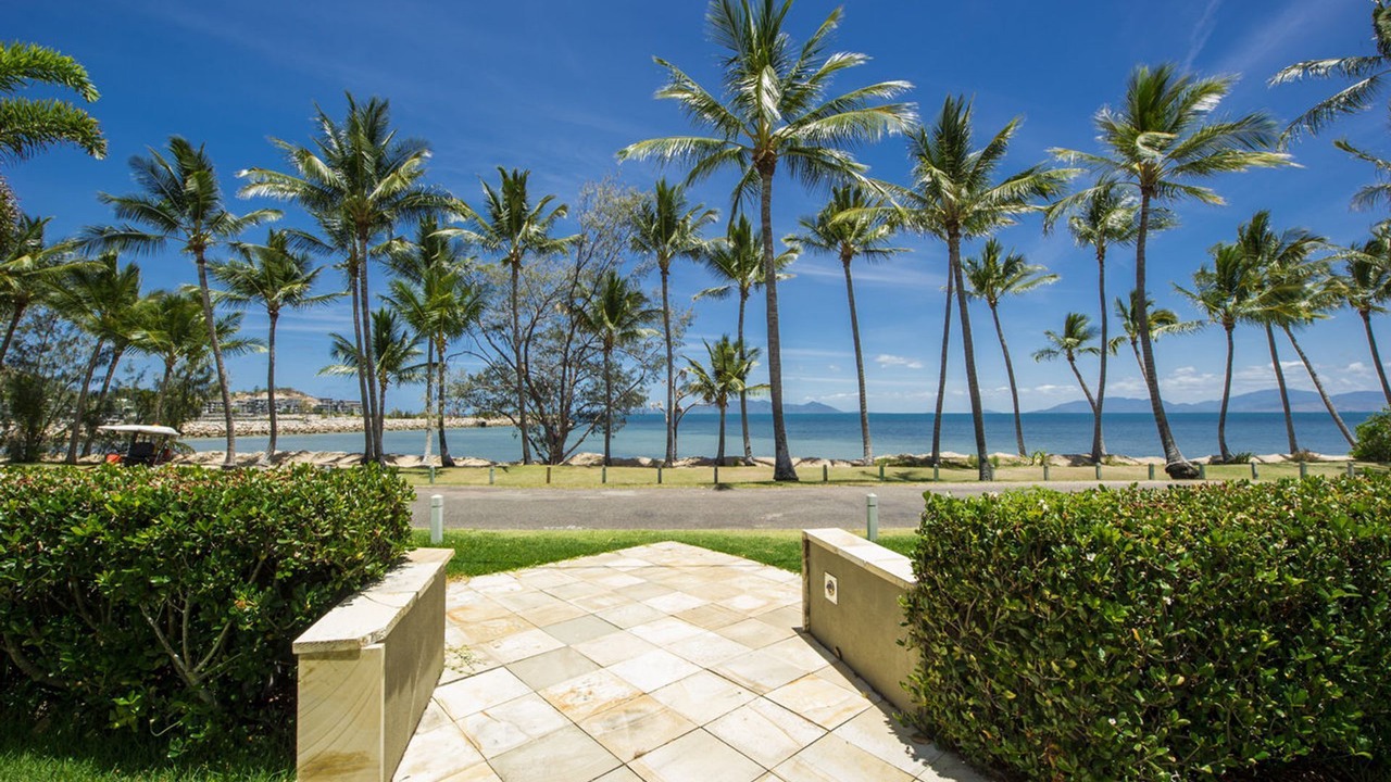 Photo of Outdoor in Nelly Bay