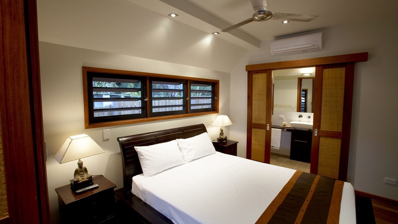 Photo of Bedroom in Nelly Bay