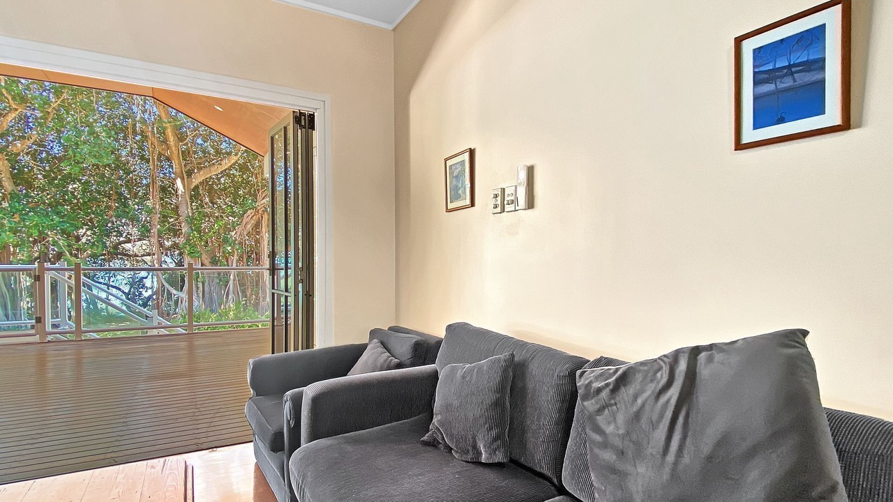 Photo of Livingroom in Picnic Bay