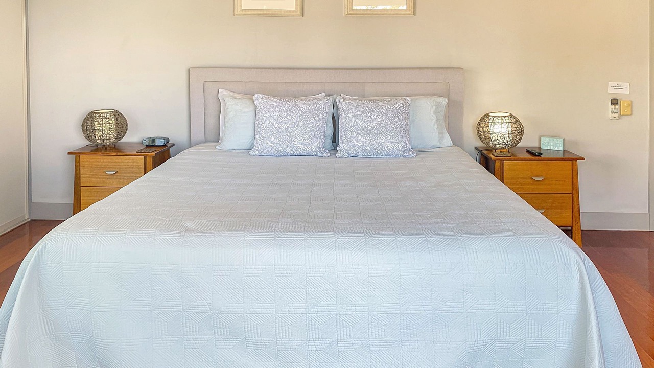 Photo of Bedroom in Nelly Bay