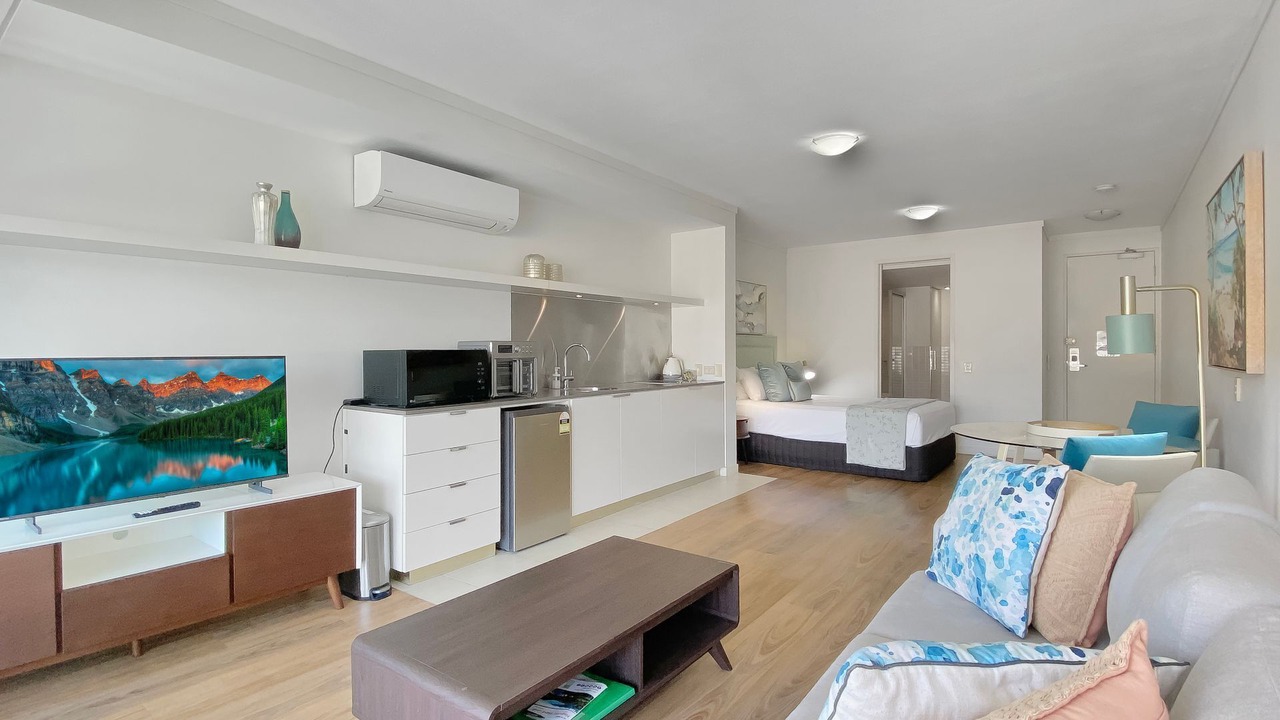 Photo of Bedroom in Nelly Bay