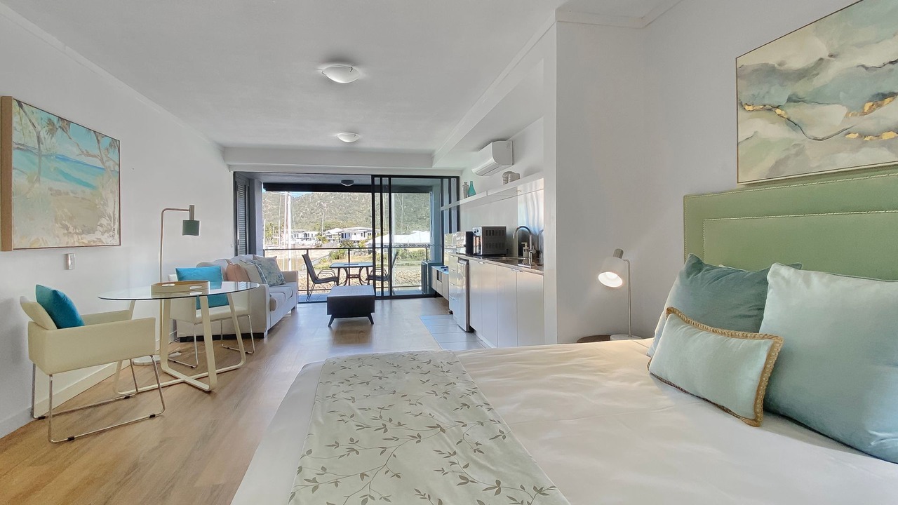 Photo of Bedroom in Nelly Bay