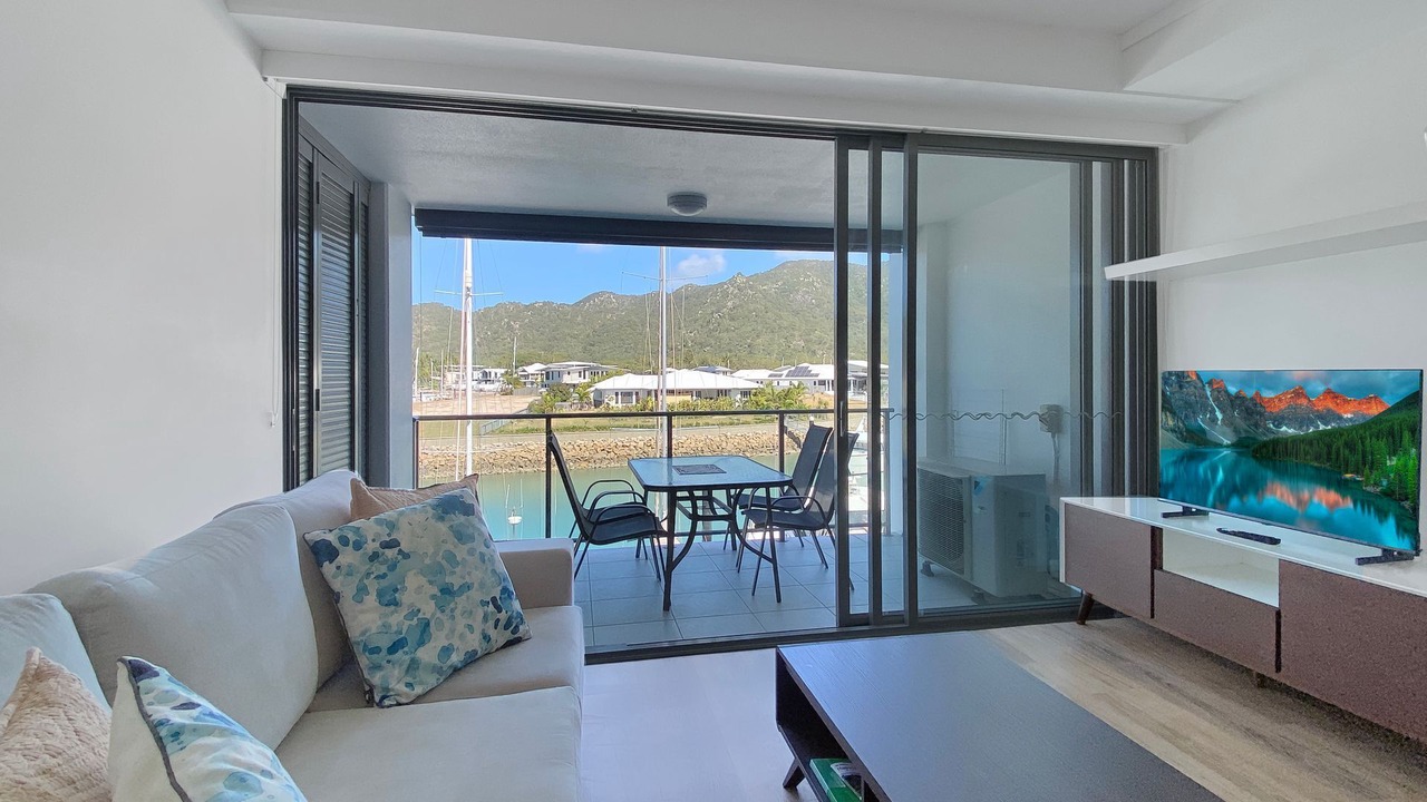 Photo of Livingroom in Nelly Bay