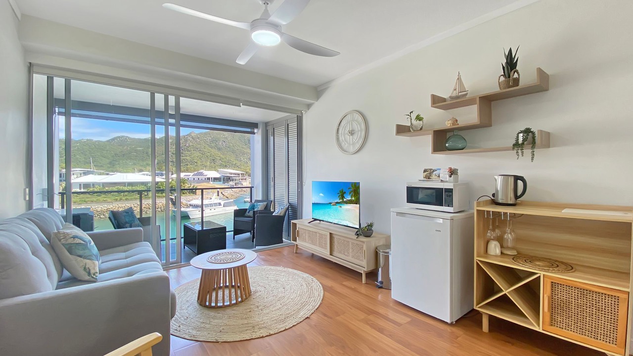 Photo of Livingroom in Nelly Bay