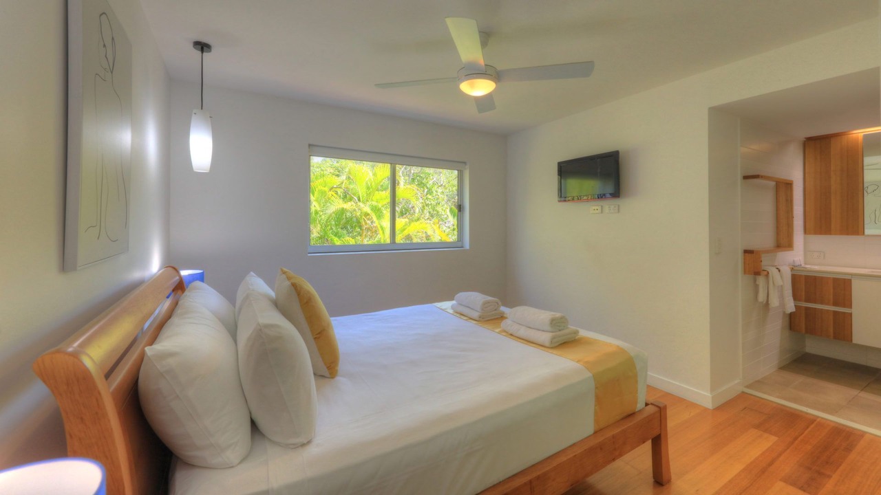 Photo of Bedroom in Horseshoe Bay