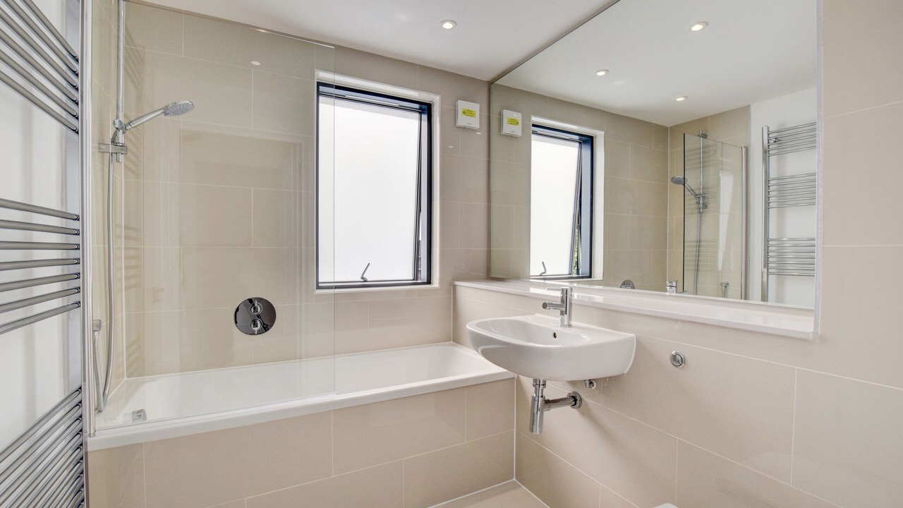 Photo of Bathroom in Pontcanna