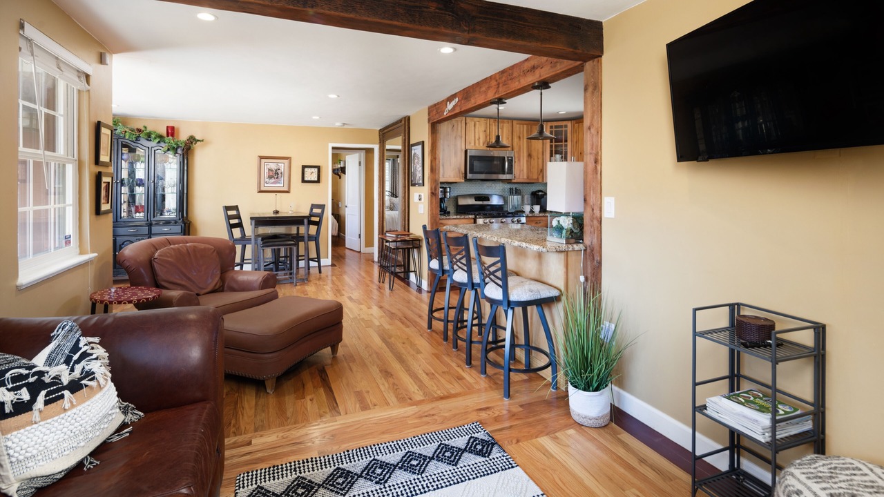 Photo of Livingroom in Hilltop