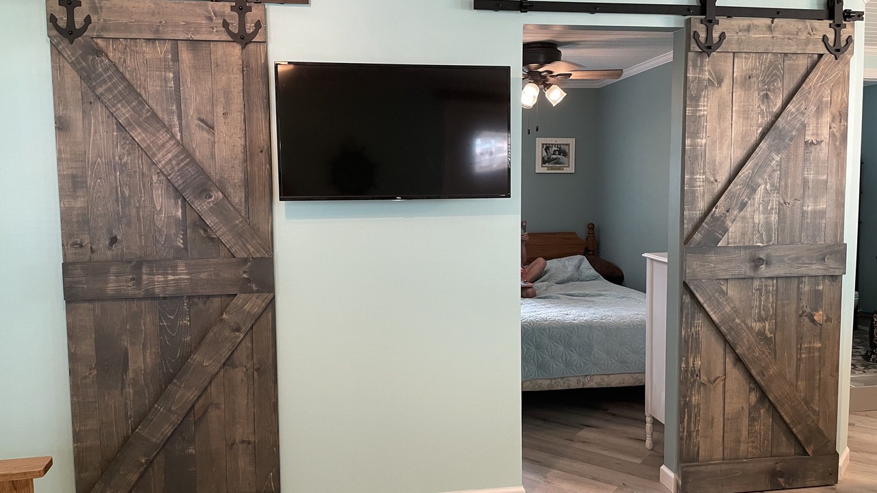 Photo of Bedroom in Sylvan Beach