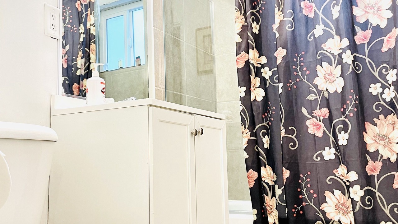 Photo of Bathroom in Beverly Green