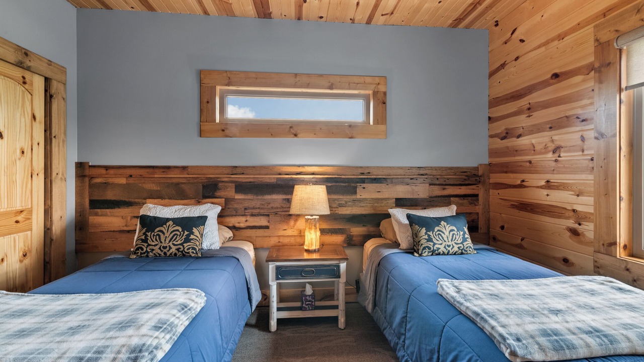 Photo of Others in Elkhorn