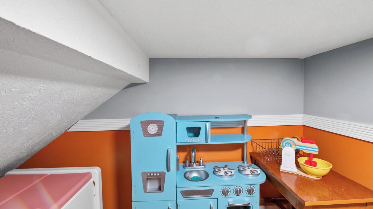 Photo of Others in Elkhorn