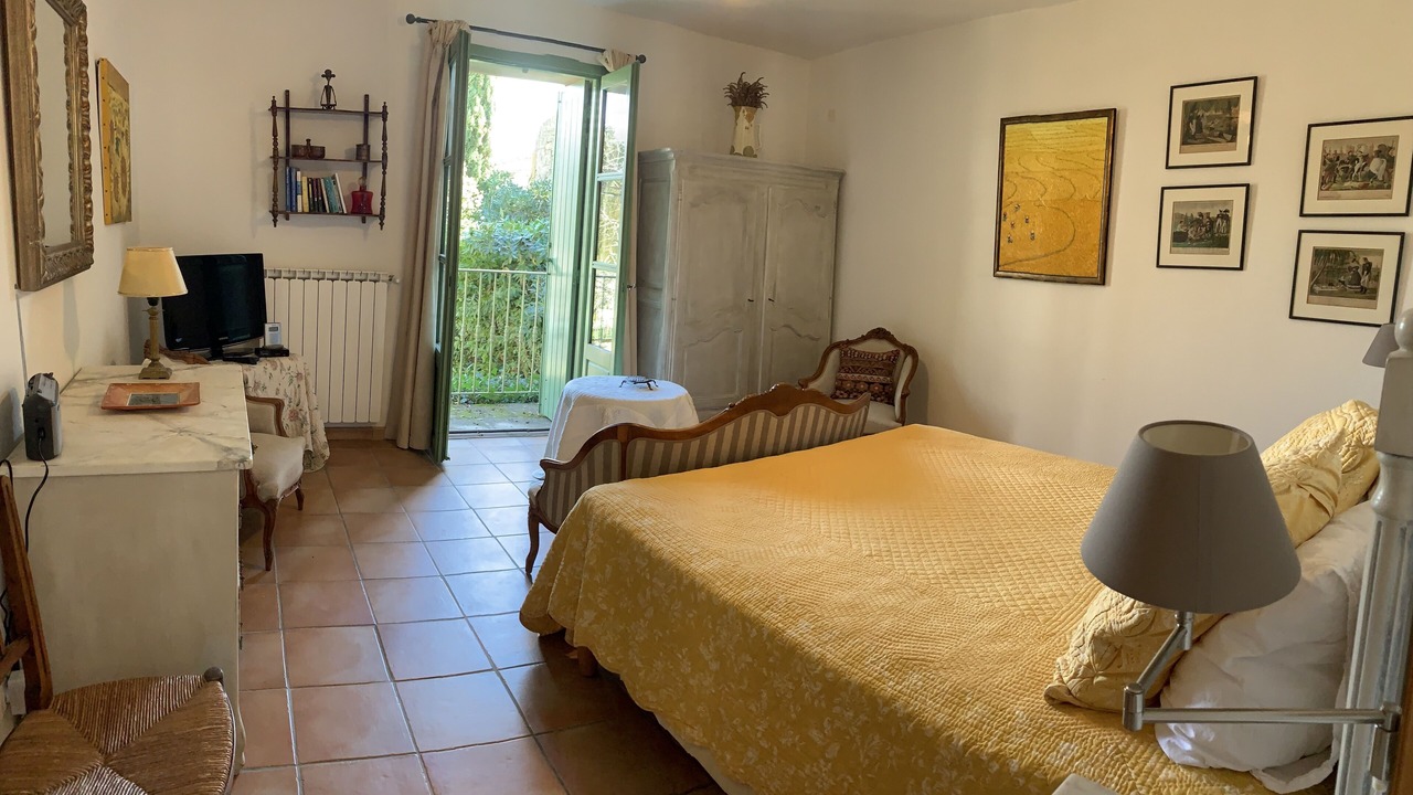 Photo of Bedroom in Aubais