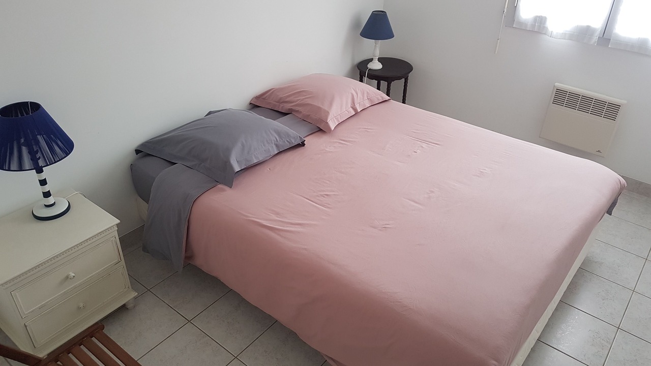 Photo of Bedroom in Lancieux