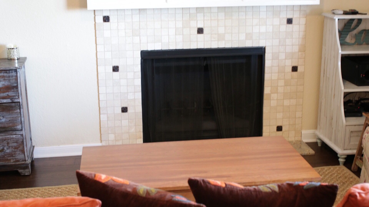 Photo of Livingroom in Horseshoe Bay