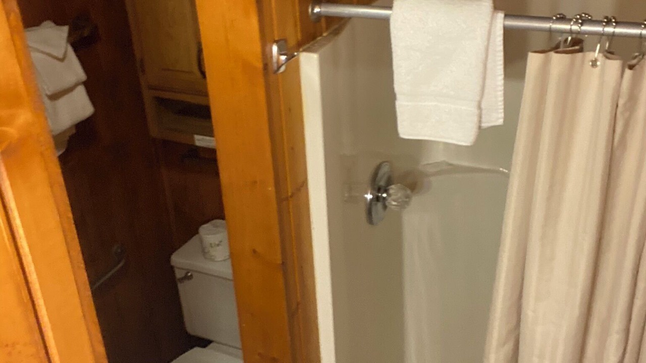 Photo of Bathroom in Lake Delton