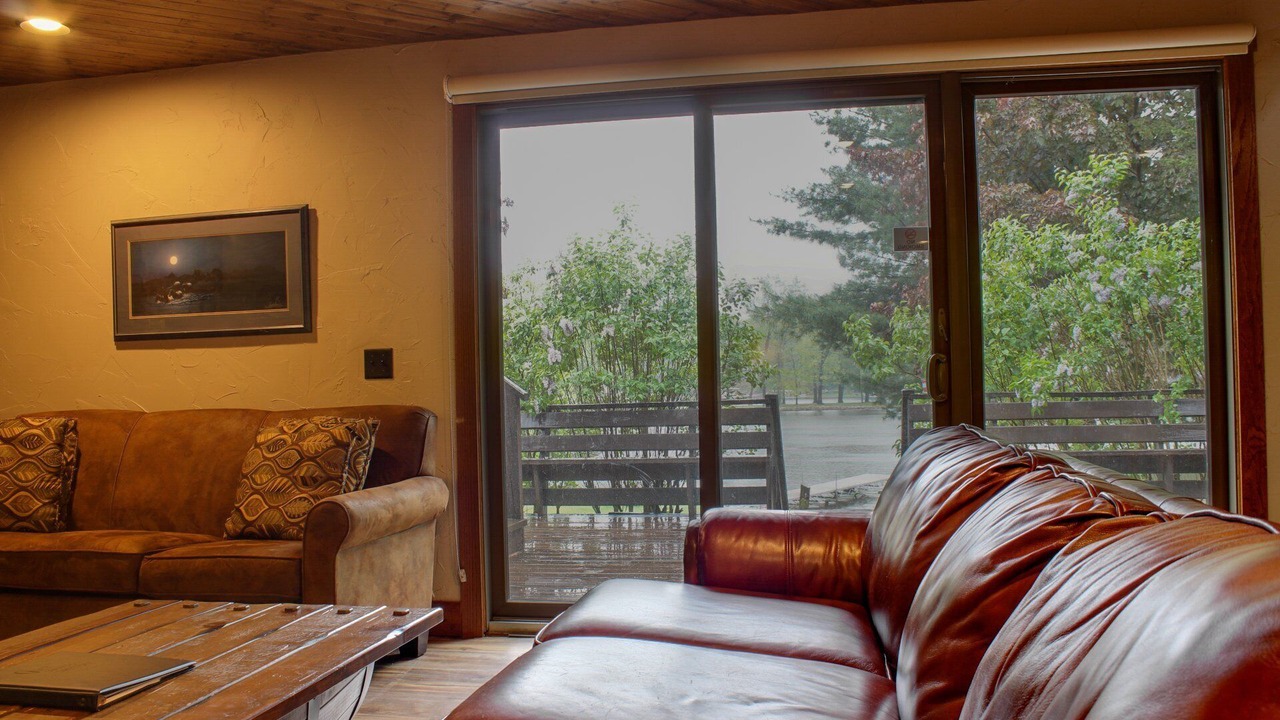 Photo of Livingroom in Lake Delton