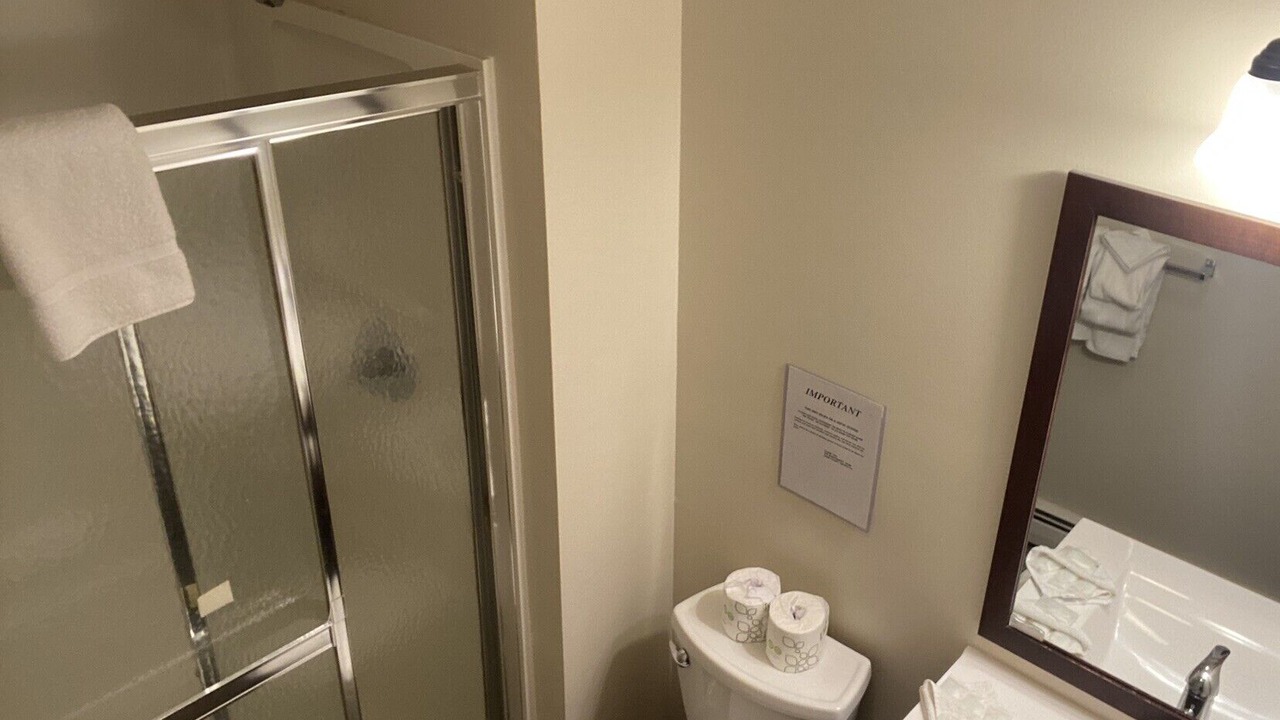 Photo of Bathroom in Lake Delton