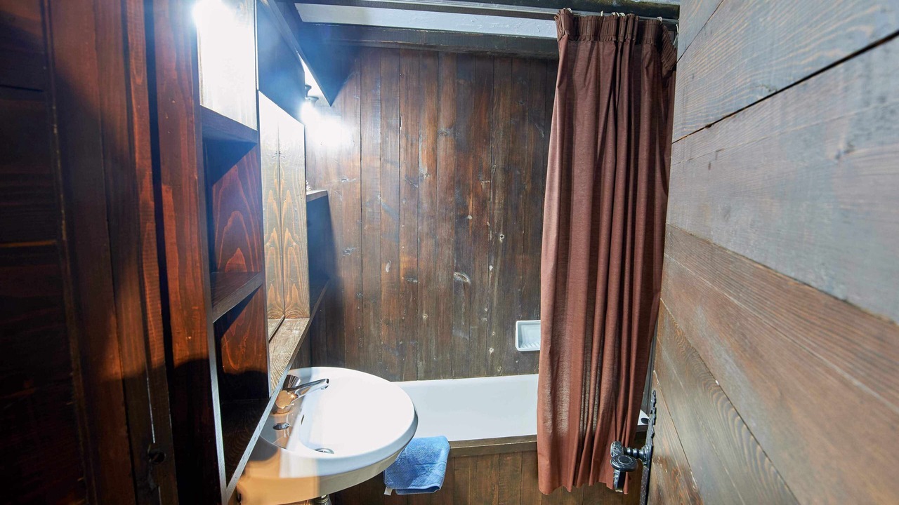 Photo of Bathroom in Betren