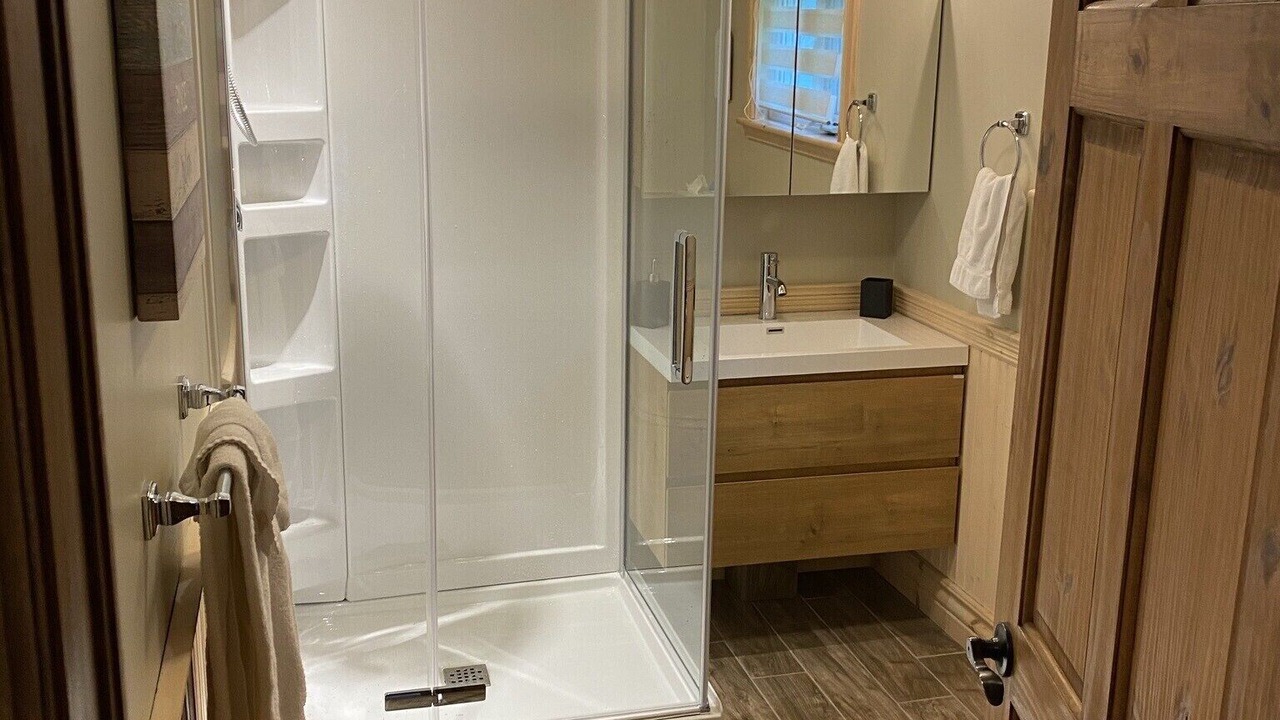 Photo of Bathroom in Petite-Riviere-Saint-Francois