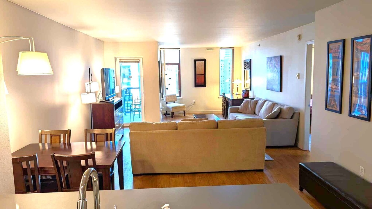 Photo of Livingroom in Downtown Seattle