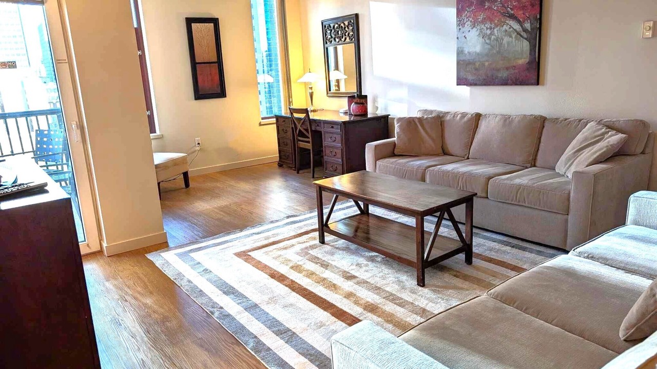 Photo of Livingroom in Downtown Seattle