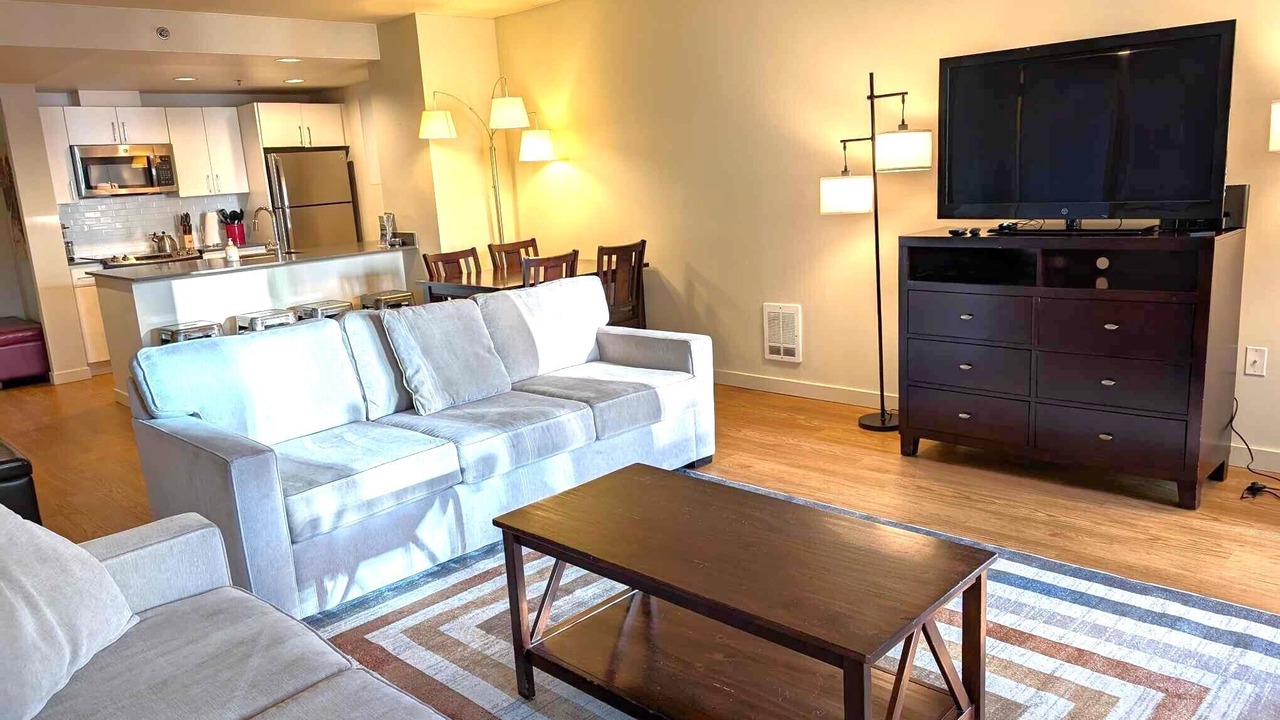 Photo of Livingroom in Downtown Seattle