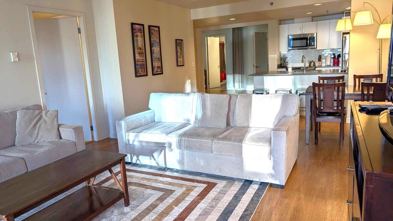 Photo of Livingroom in Downtown Seattle