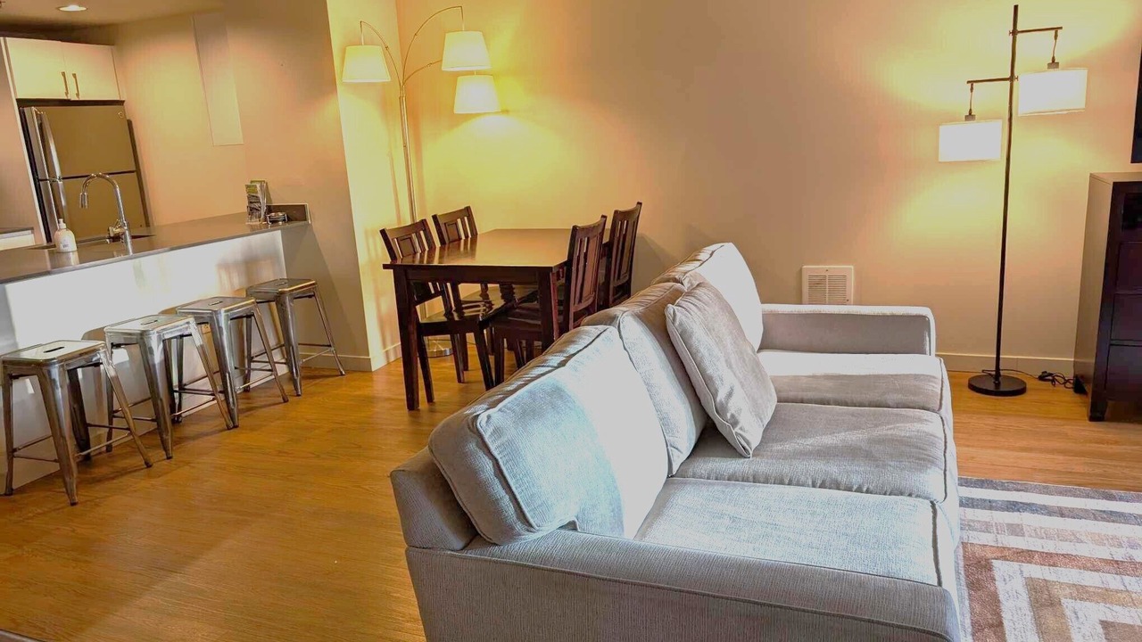 Photo of Livingroom in Downtown Seattle