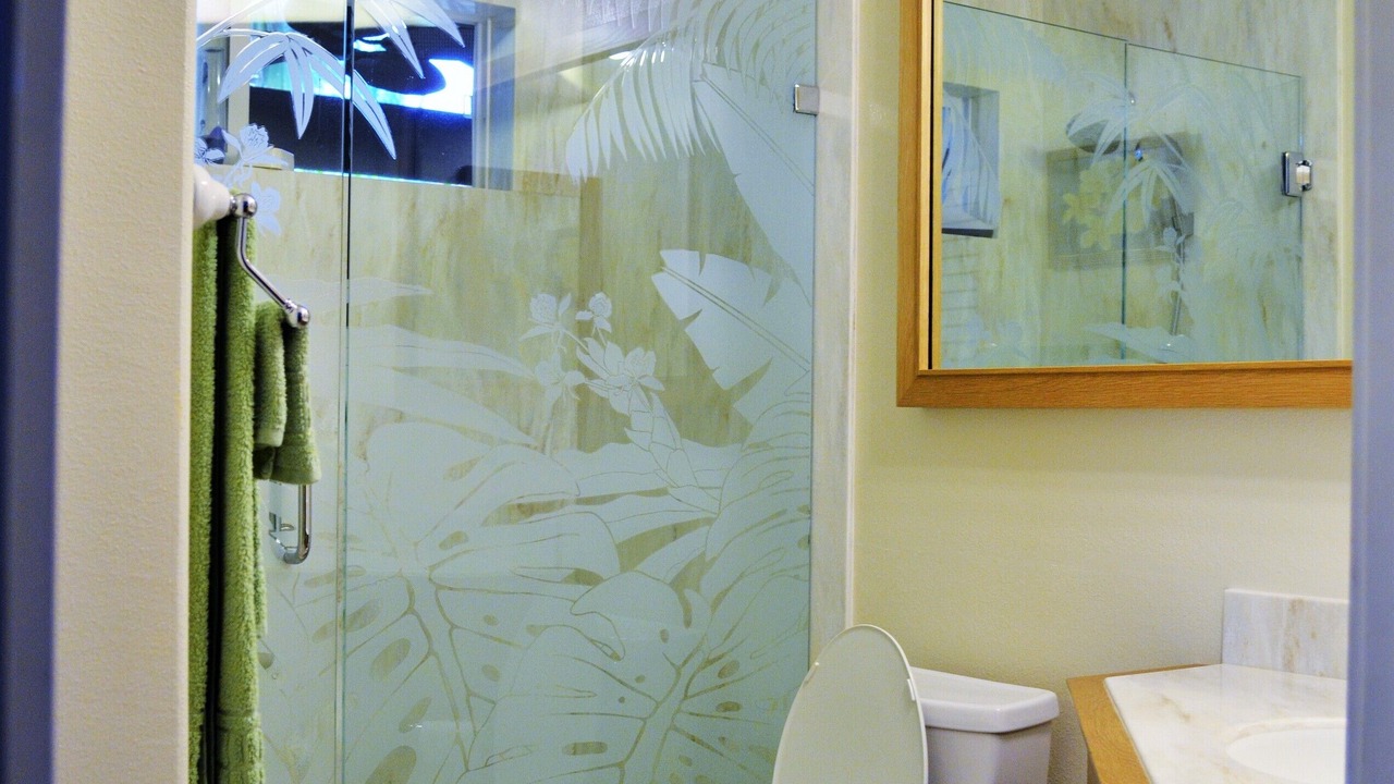 Photo of Bathroom in Kahalu u