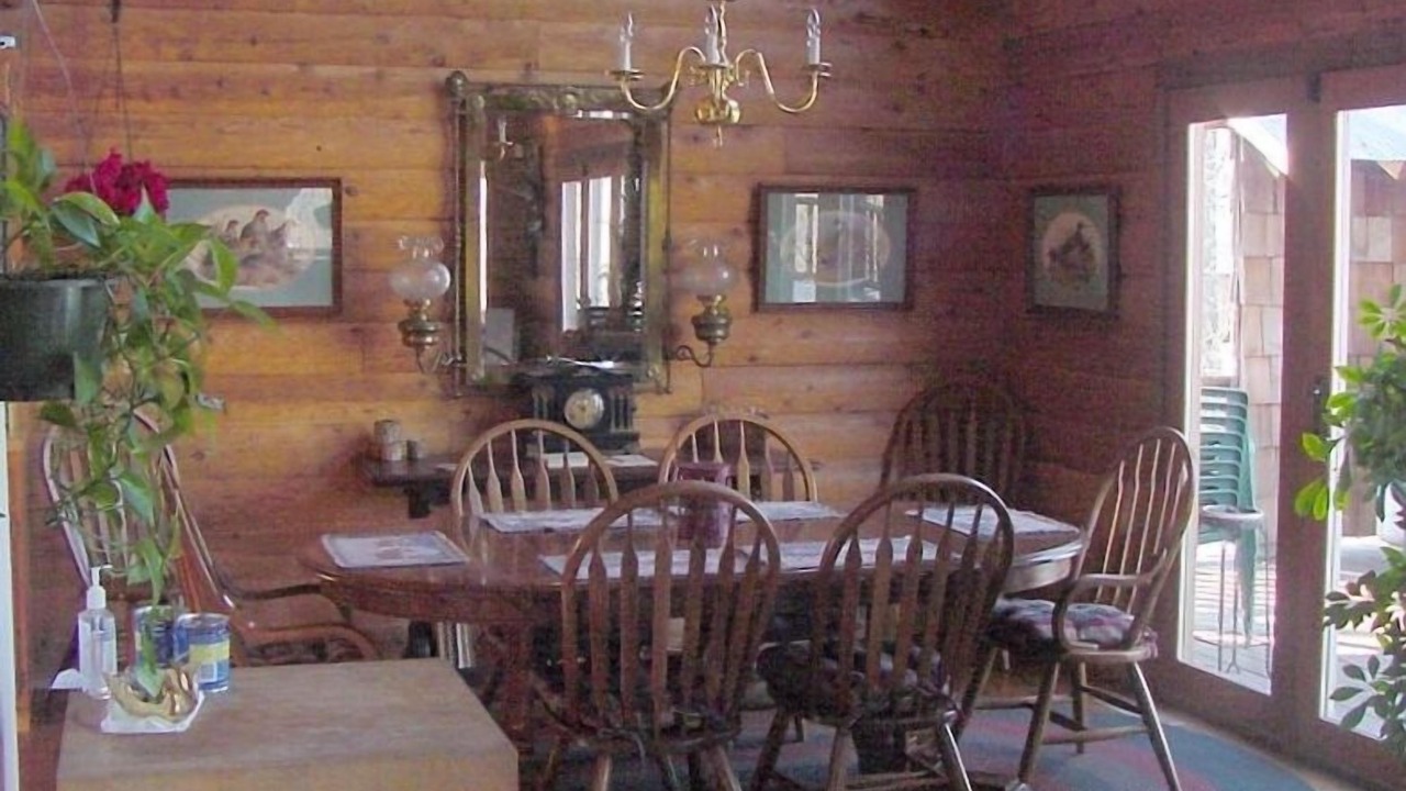 Photo of Livingroom in Hollister