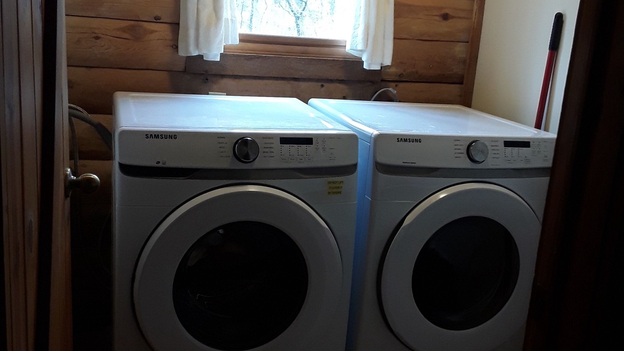 Photo of Others in Hollister