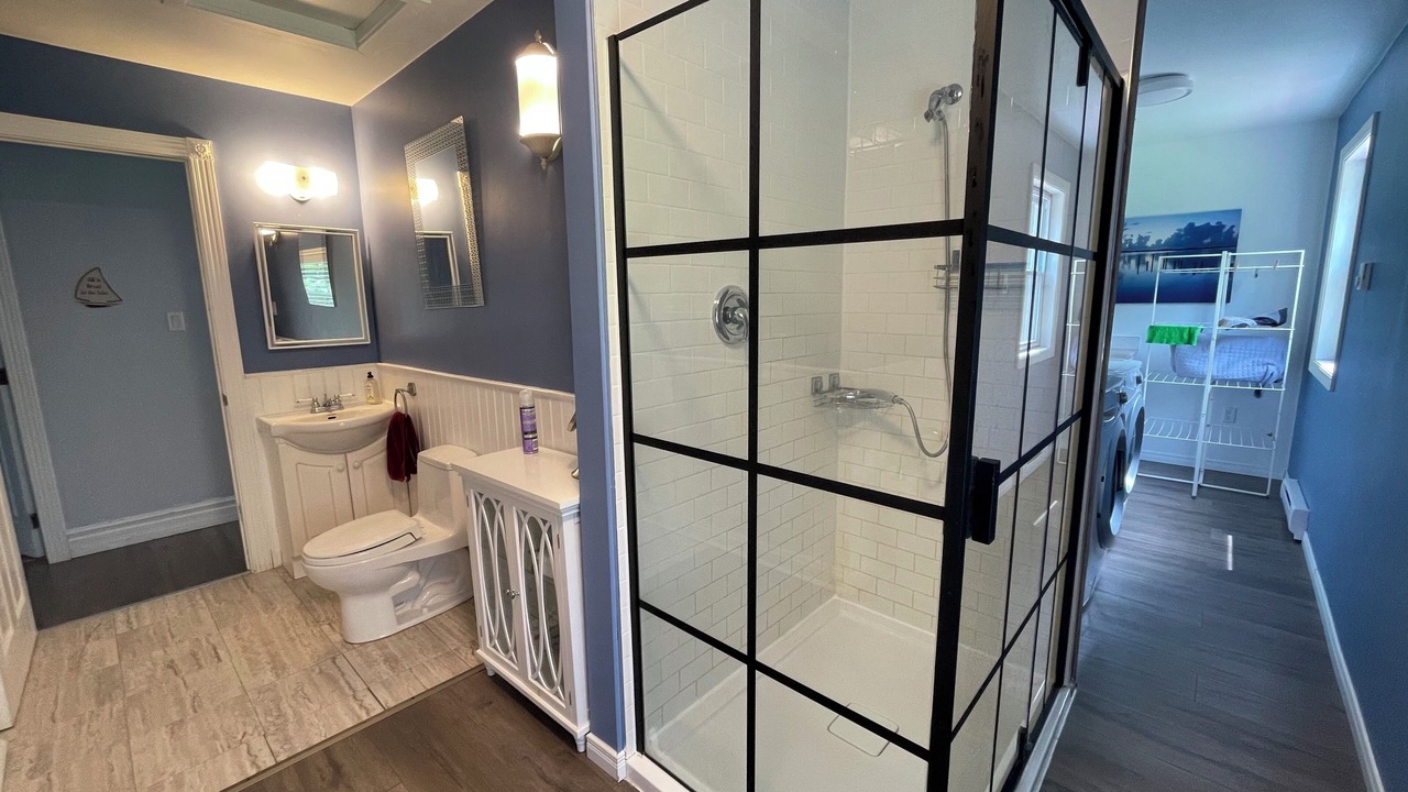 Photo of Bathroom in Lyndhurst