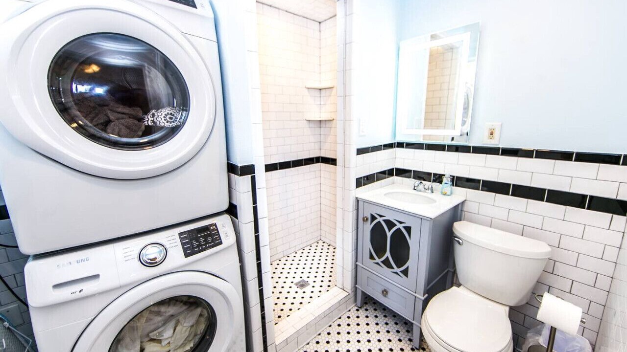 Photo of Bathroom in Seventh Ward