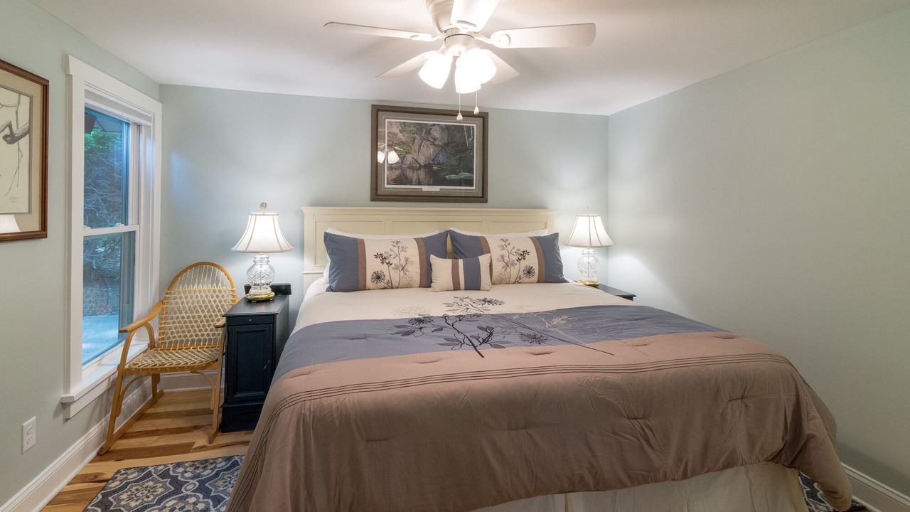 Photo of Bedroom in Black Mountain