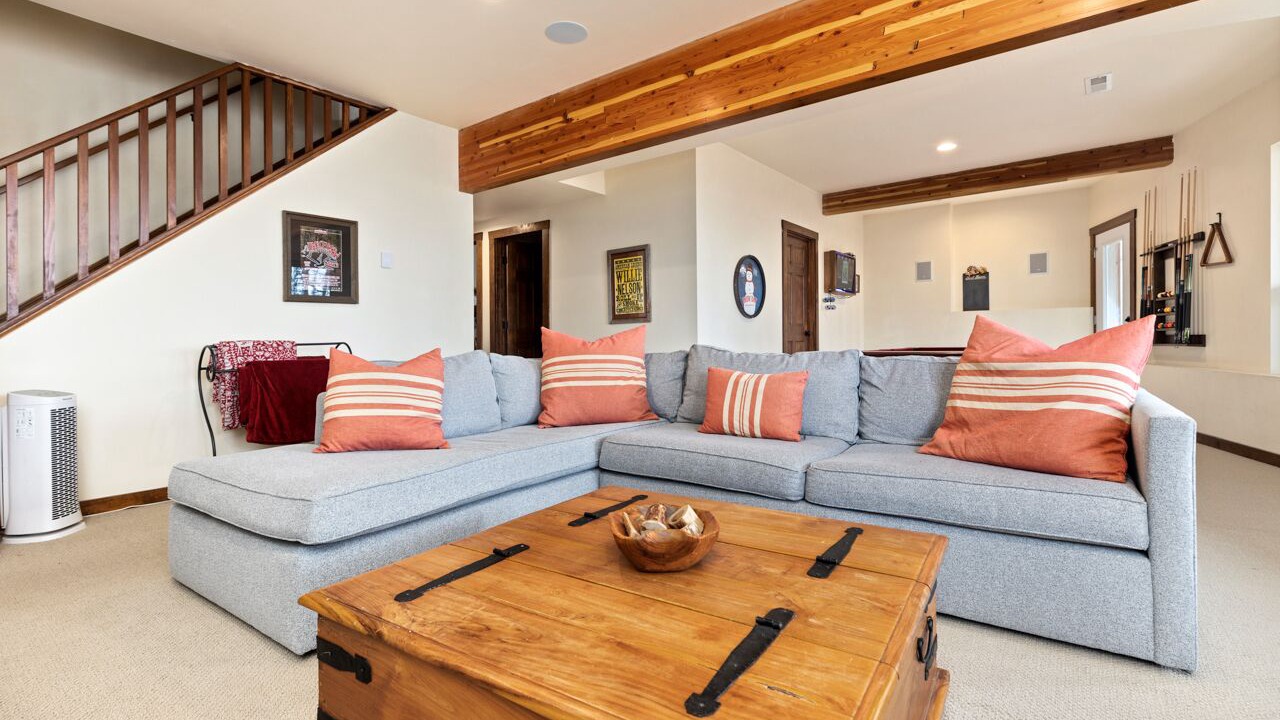 Photo of Livingroom in Nellysford