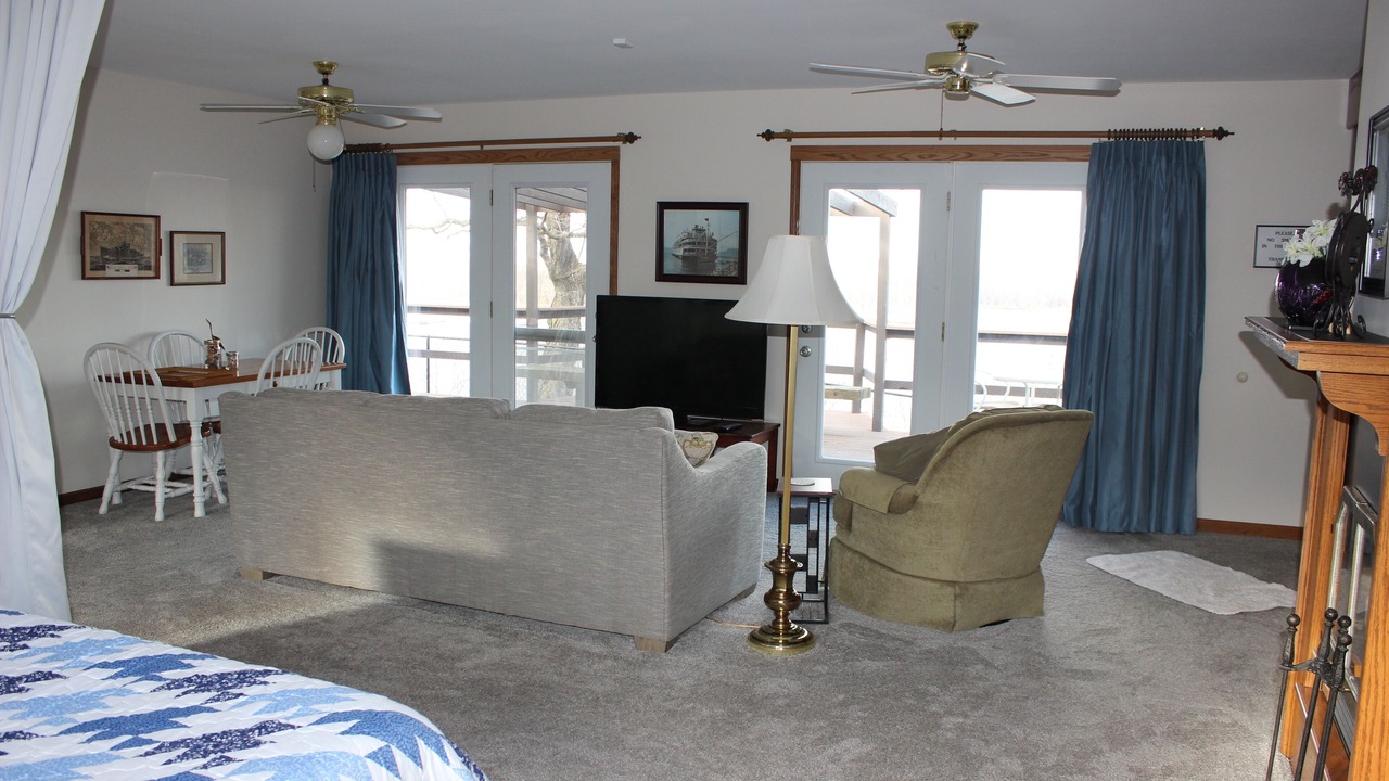Photo of Livingroom in Hannibal