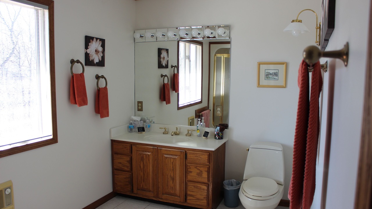 Photo of Bathroom in Hannibal