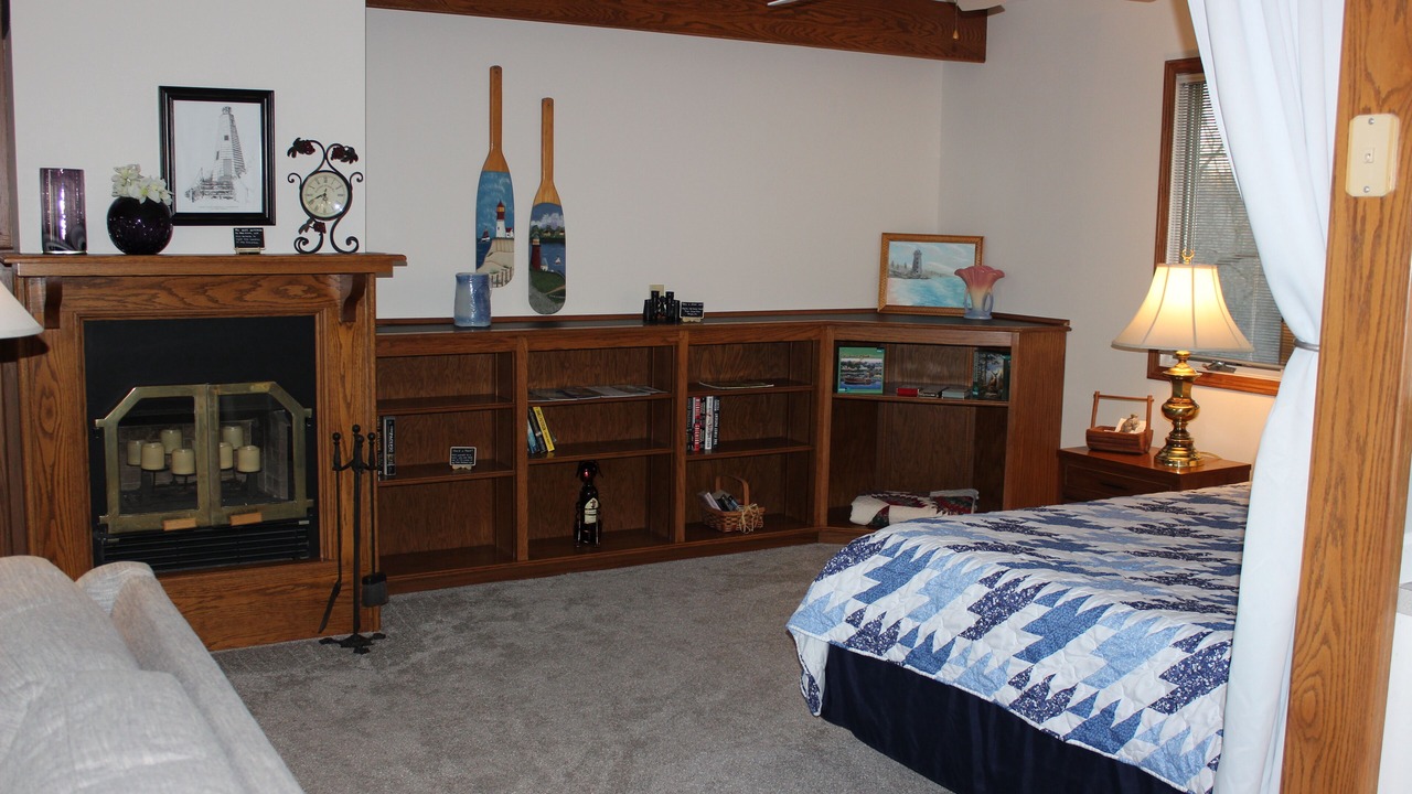 Photo of Bedroom in Hannibal