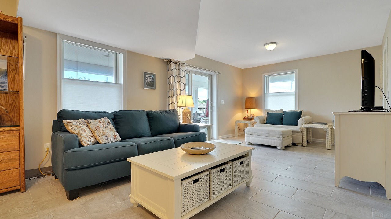 Photo of Livingroom in Ortley Beach