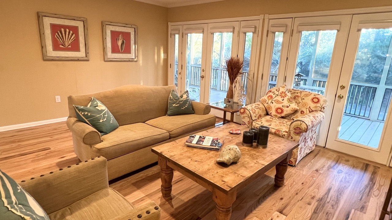 Photo of Livingroom in Gulf Trace