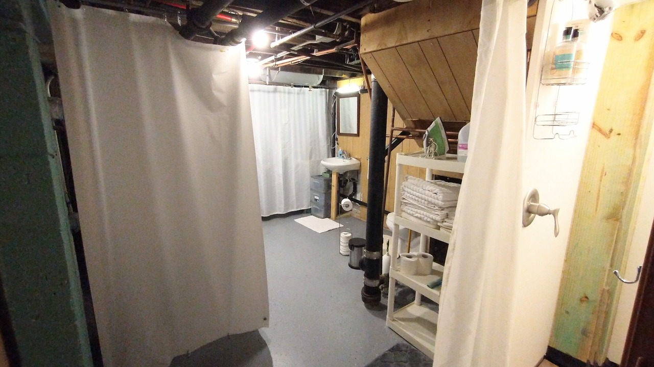 Photo of Bathroom in Summit - University