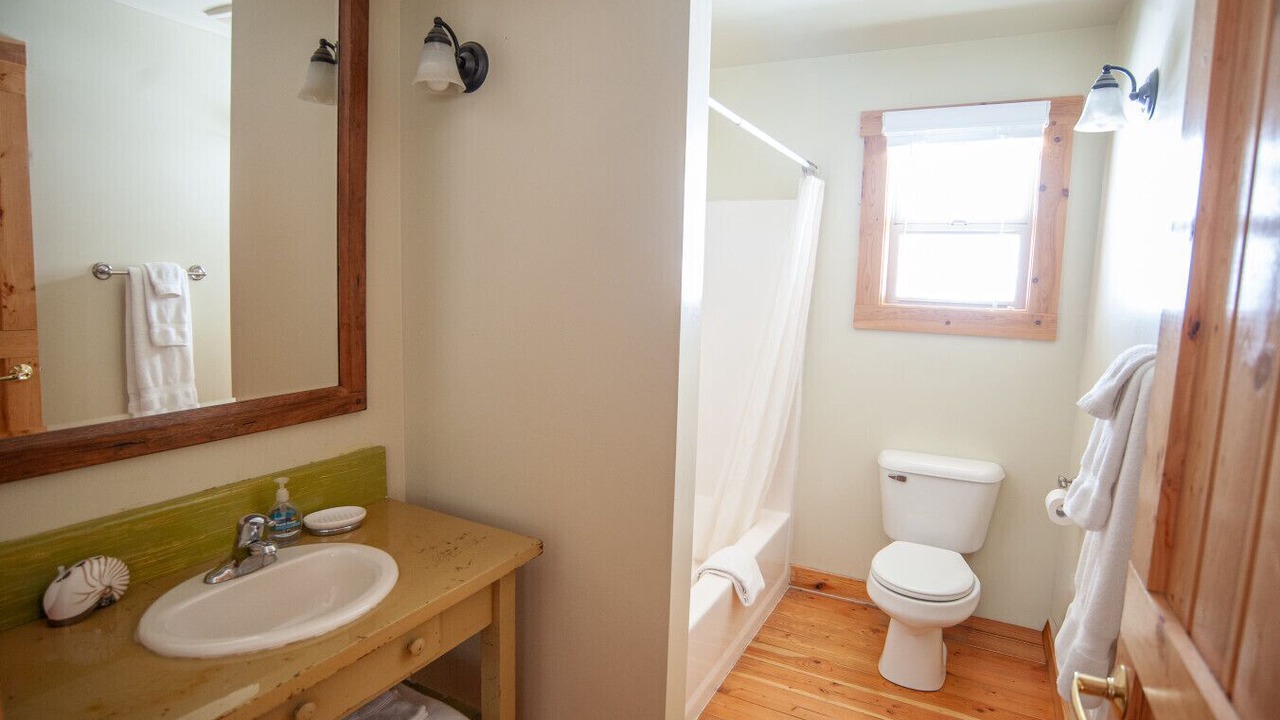 Photo of Bathroom in Pray