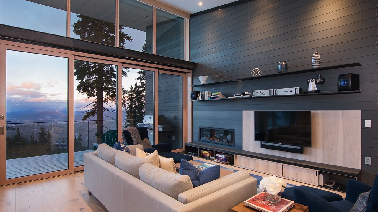 Photo of Livingroom in Truckee