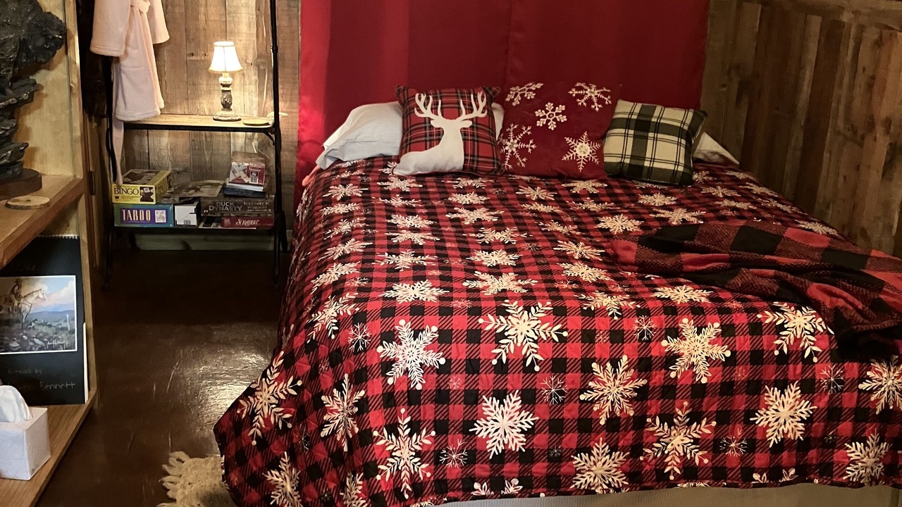 Photo of Bedroom in Canyon