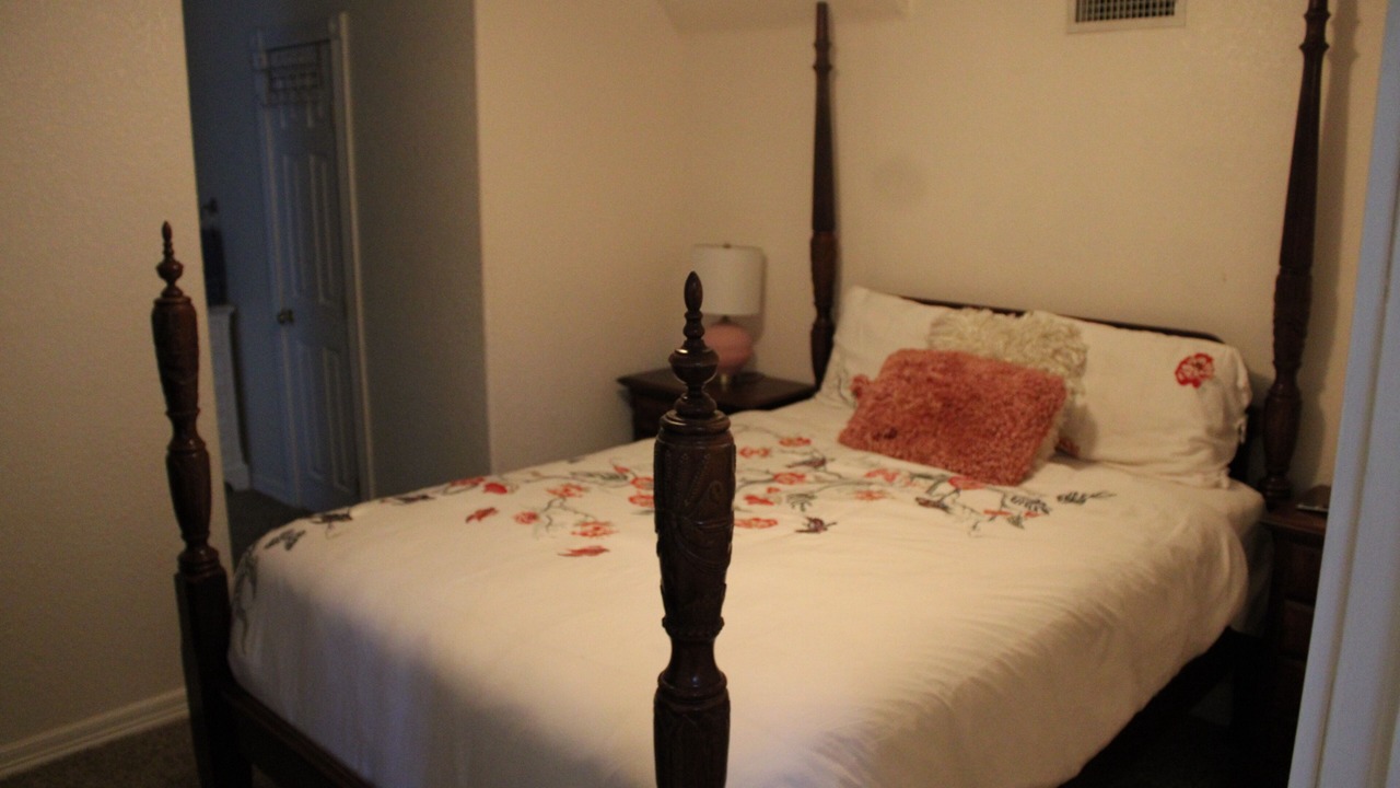 Photo of Bedroom in Kyle