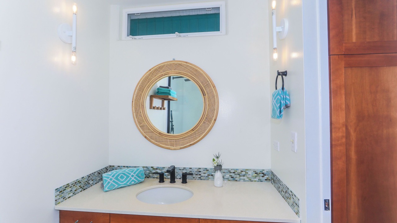 Photo of Bathroom in Makaha