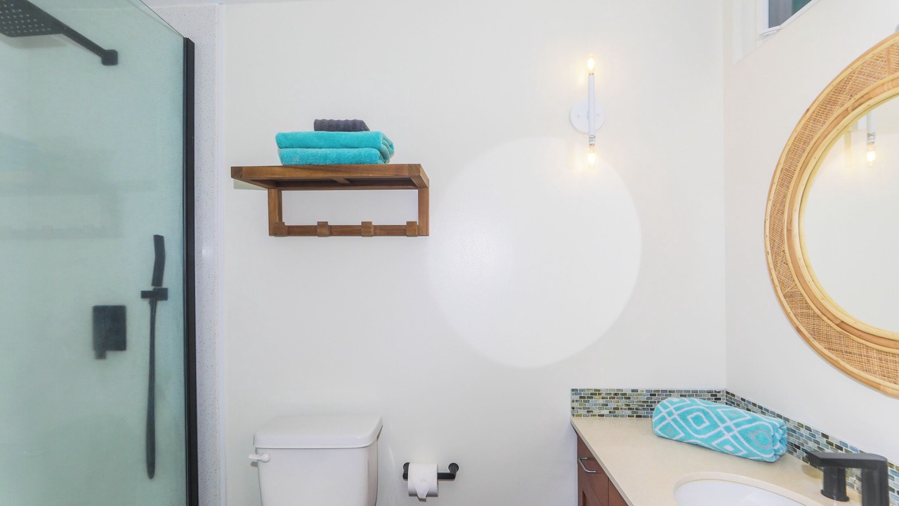Photo of Bathroom in Makaha